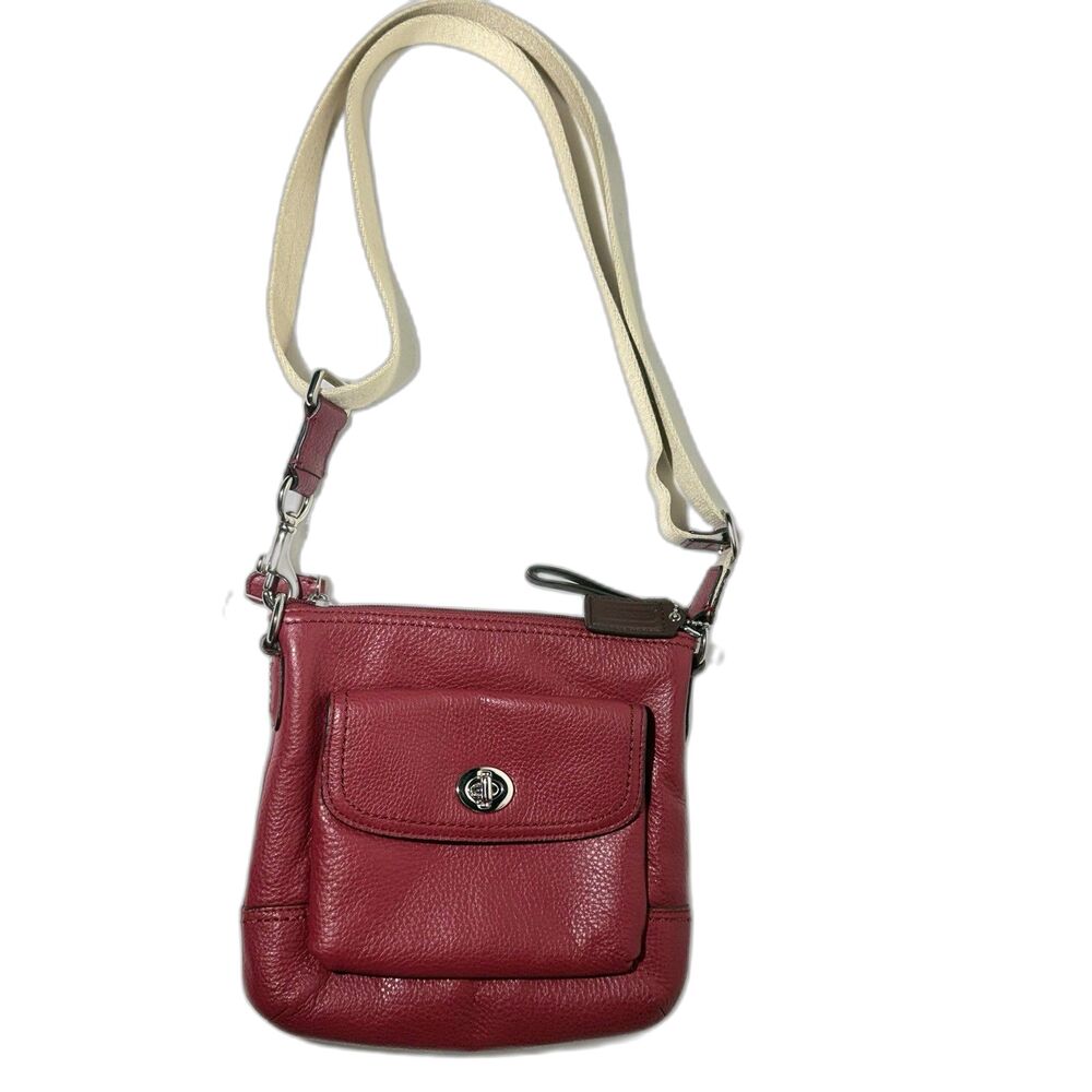 Vintage Coach Red Pebbled Leather Crossbody Bag Swingpack Purse F49170 EUC